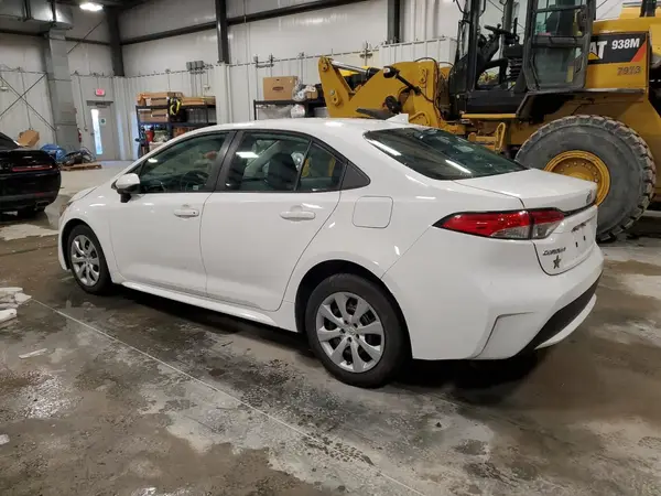 5YFEPMAE1MP182080 2021 TOYOTA COROLLA - Image 2