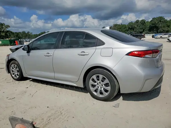5YFEPMAE1MP206717 2021 TOYOTA COROLLA - Image 2