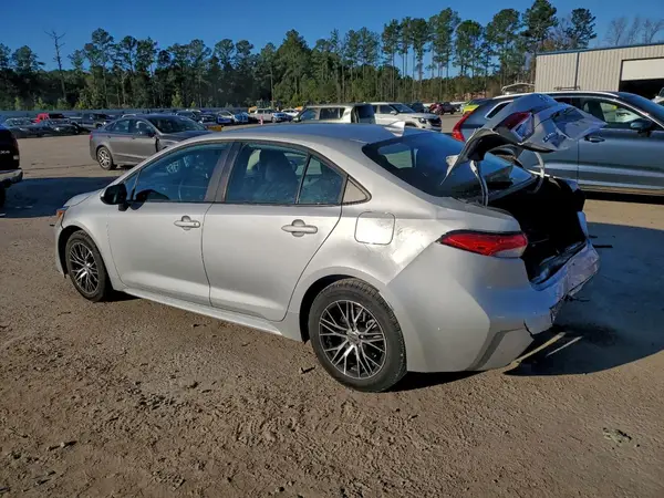 5YFEPMAE1MP210105 2021 TOYOTA COROLLA - Image 2