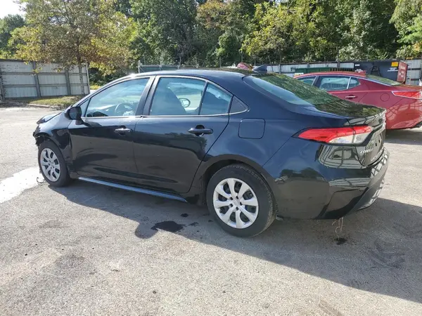 5YFEPMAE1MP211335 2021 TOYOTA COROLLA - Image 2
