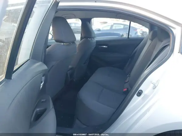 5YFEPMAE1MP211528 2021 TOYOTA COROLLA - Image 8