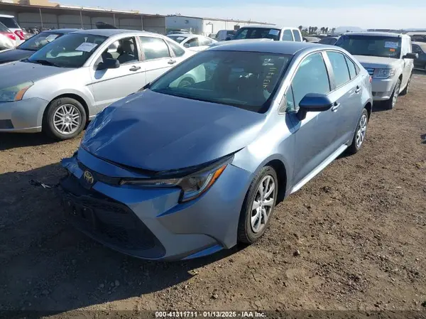 5YFEPMAE1MP214347 2021 TOYOTA COROLLA - Image 2