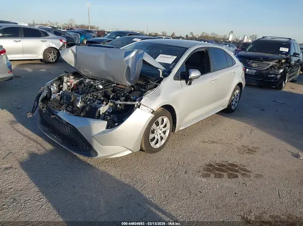 5YFEPMAE1MP215126 2021 TOYOTA COROLLA - Image 2