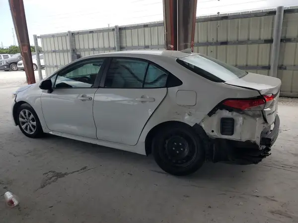 5YFEPMAE1MP220925 2021 TOYOTA COROLLA - Image 2