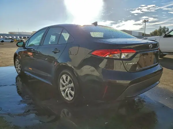 5YFEPMAE1MP221346 2021 TOYOTA COROLLA - Image 2