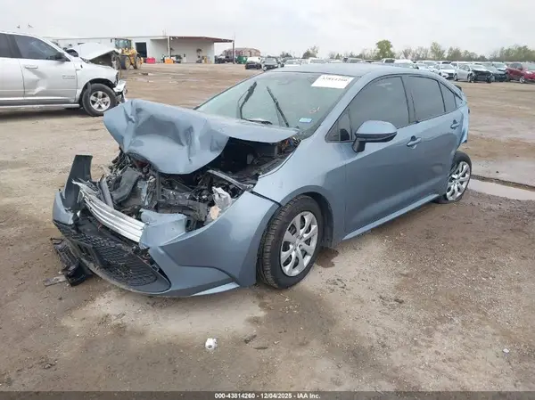 5YFEPMAE1MP222397 2021 TOYOTA COROLLA - Image 2