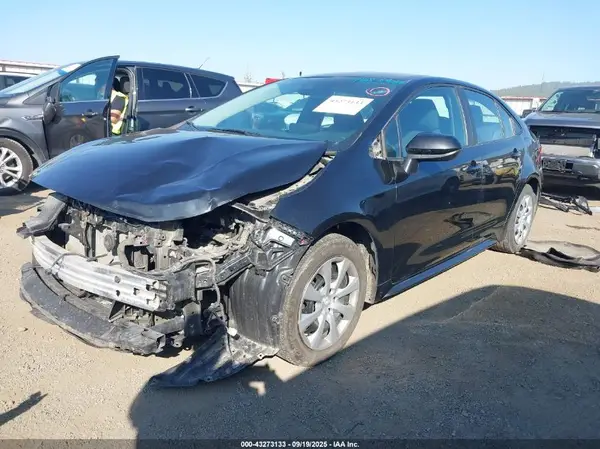 5YFEPMAE1MP222898 2021 TOYOTA COROLLA - Image 2