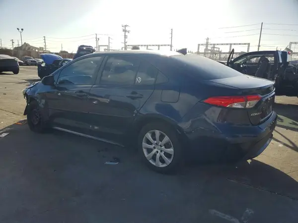 5YFEPMAE1MP228233 2021 TOYOTA COROLLA - Image 2