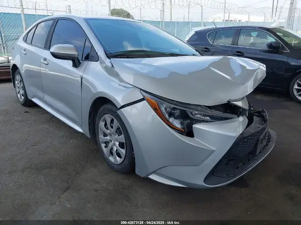 5YFEPMAE1MP230435 2021 TOYOTA COROLLA - Image 1