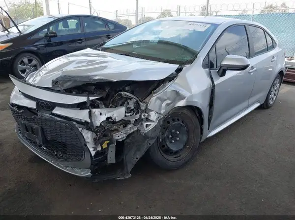 5YFEPMAE1MP230435 2021 TOYOTA COROLLA - Image 2