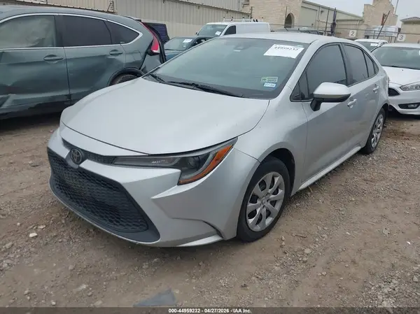 5YFEPMAE1MP232458 2021 TOYOTA COROLLA - Image 2