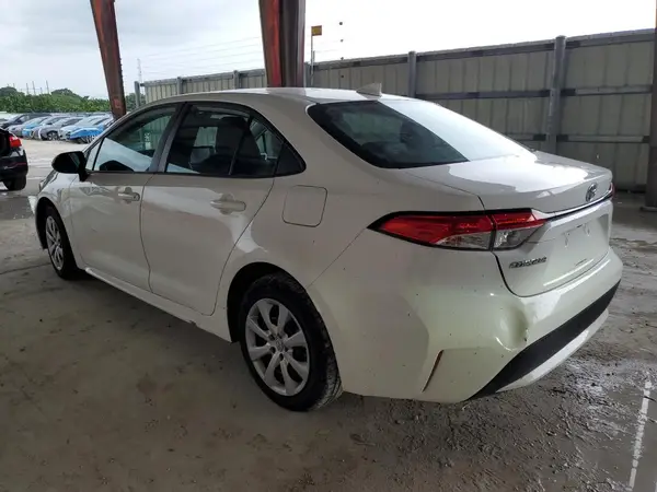 5YFEPMAE1MP240981 2021 TOYOTA COROLLA - Image 2