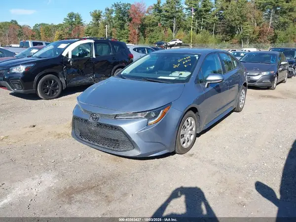 5YFEPMAE1MP241001 2021 TOYOTA COROLLA - Image 2