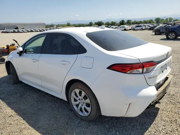 5YFEPMAE1MP247090 2021 TOYOTA COROLLA - Image 2