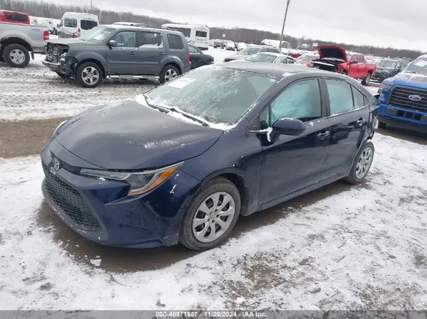 5YFEPMAE1MP249826 2021 TOYOTA COROLLA - Image 2