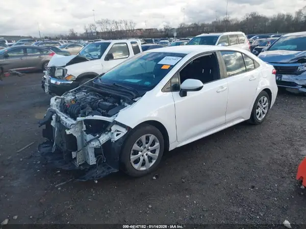 5YFEPMAE1MP251432 2021 TOYOTA COROLLA - Image 2