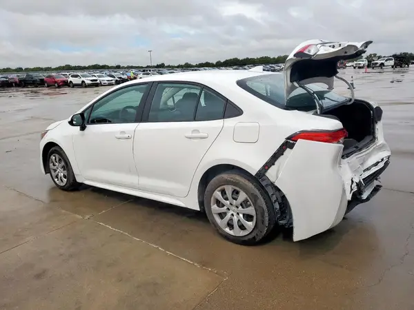 5YFEPMAE1MP261474 2021 TOYOTA COROLLA - Image 2