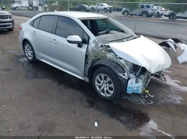 5YFEPMAE1MP263743 2021 TOYOTA COROLLA - Image 1