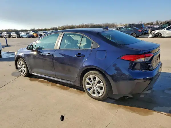 5YFEPMAE1MP267453 2021 TOYOTA COROLLA - Image 2
