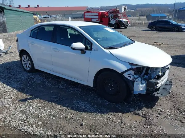 5YFEPMAE1NP271925 2022 TOYOTA COROLLA - Image 1