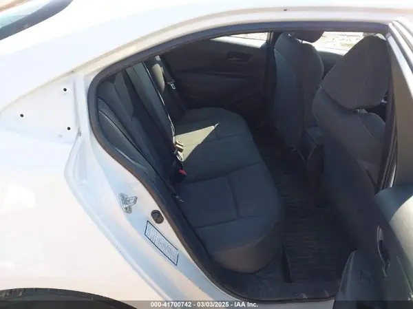 5YFEPMAE1NP271925 2022 TOYOTA COROLLA - Image 8
