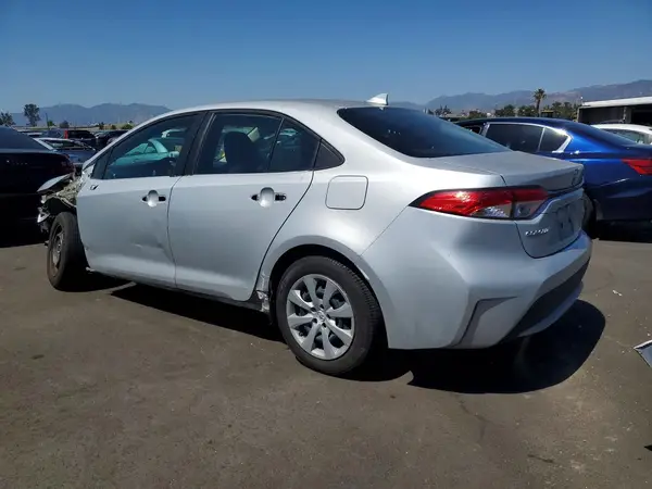 5YFEPMAE1NP274467 2022 TOYOTA COROLLA - Image 2