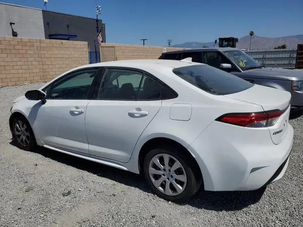 5YFEPMAE1NP274789 2022 TOYOTA COROLLA - Image 2