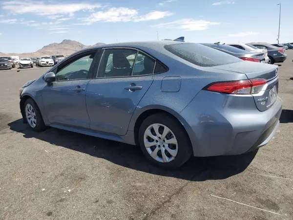 5YFEPMAE1NP277725 2022 TOYOTA COROLLA - Image 2
