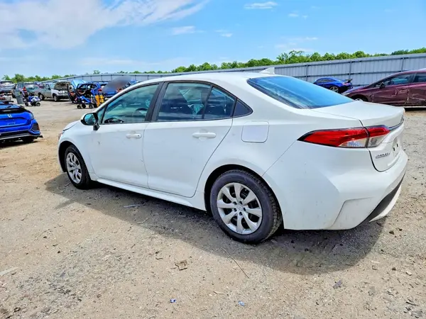 5YFEPMAE1NP279149 2022 TOYOTA COROLLA - Image 2