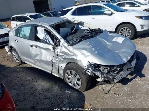 5YFEPMAE1NP280060 2022 TOYOTA COROLLA - Image 1