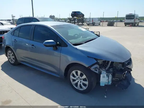 5YFEPMAE1NP280253 2022 TOYOTA COROLLA - Image 1