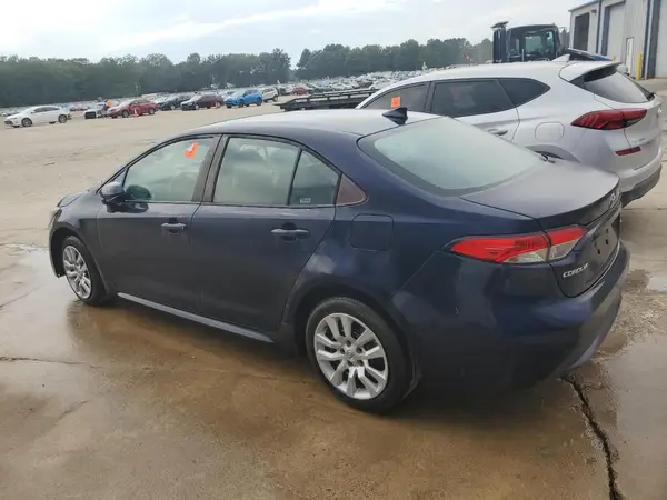 5YFEPMAE1NP281676 2022 TOYOTA COROLLA - Image 2