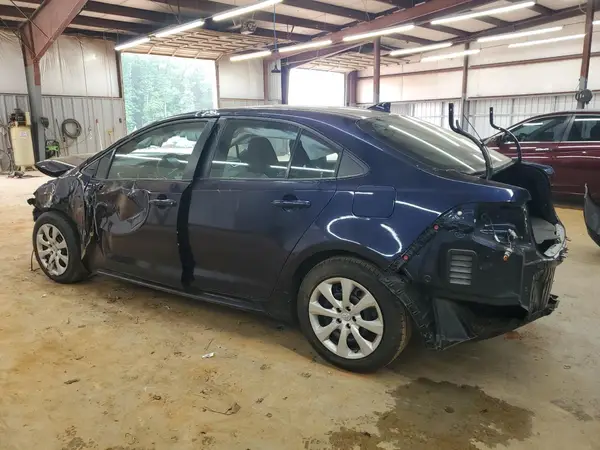 5YFEPMAE1NP284805 2022 TOYOTA COROLLA - Image 2