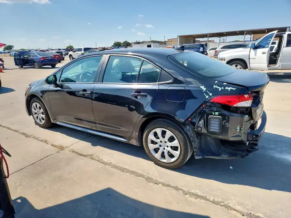 5YFEPMAE1NP298137 2022 TOYOTA COROLLA - Image 2