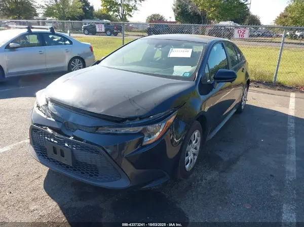 5YFEPMAE1NP298431 2022 TOYOTA COROLLA - Image 2