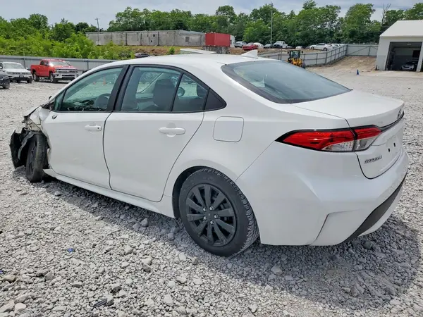 5YFEPMAE1NP298588 2022 TOYOTA COROLLA - Image 2