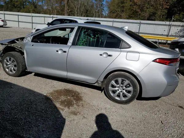 5YFEPMAE1NP299840 2022 TOYOTA COROLLA - Image 2