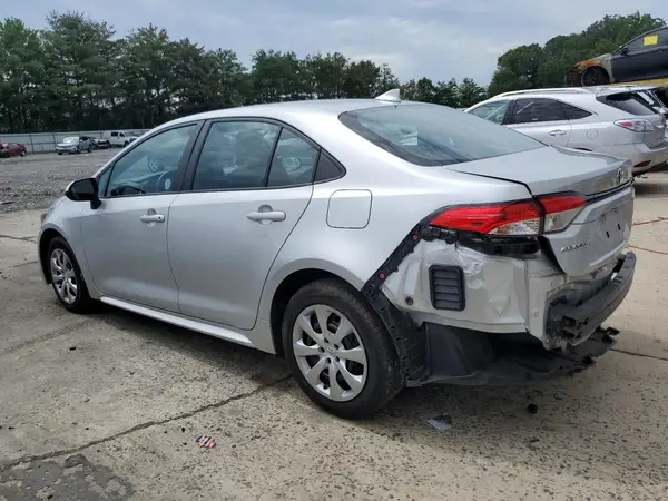5YFEPMAE1NP300999 2022 TOYOTA COROLLA - Image 2