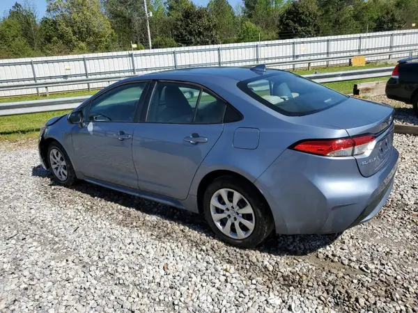 5YFEPMAE1NP302994 2022 TOYOTA COROLLA - Image 2