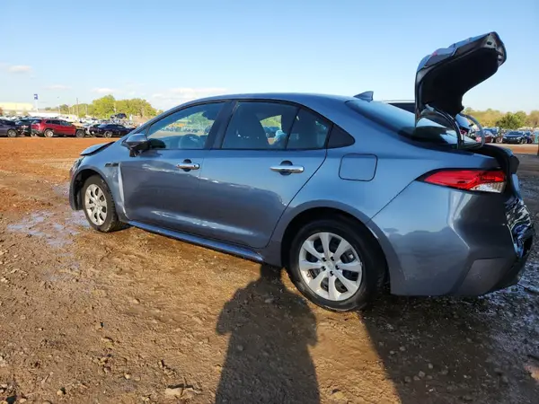 5YFEPMAE1NP305037 2022 TOYOTA COROLLA - Image 2