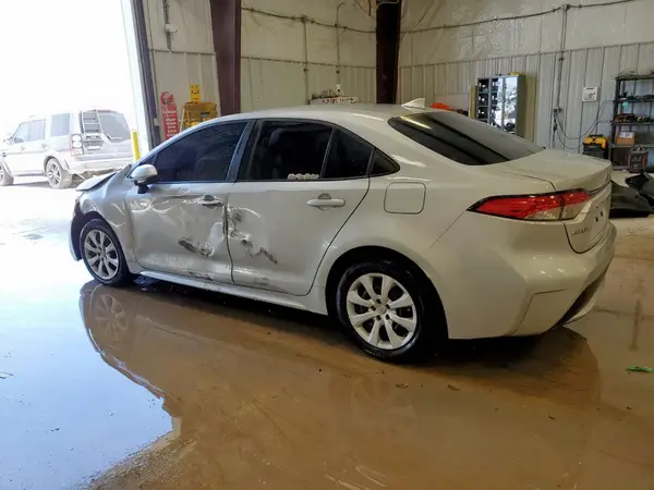 5YFEPMAE1NP309346 2022 TOYOTA COROLLA - Image 2