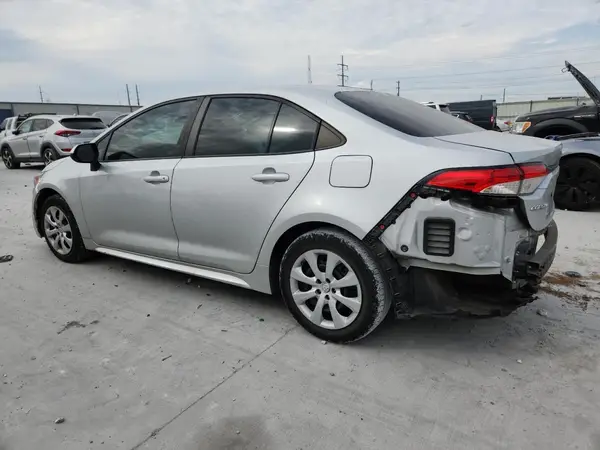 5YFEPMAE1NP312621 2022 TOYOTA COROLLA - Image 2