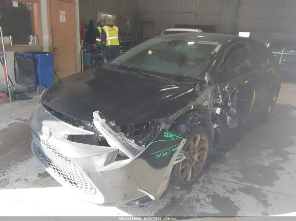 5YFEPMAE1NP316278 2022 TOYOTA COROLLA - Image 2