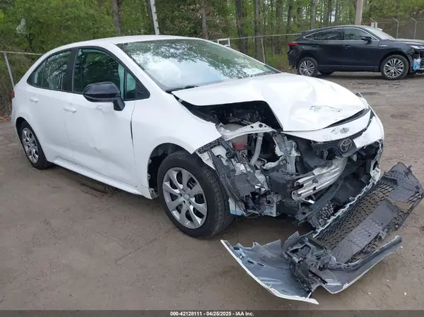5YFEPMAE1NP328687 2022 TOYOTA COROLLA - Image 1