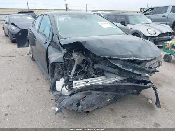 5YFEPMAE1NP331332 2022 TOYOTA COROLLA - Image 1