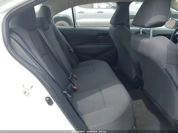 5YFEPMAE1NP331833 2022 TOYOTA COROLLA - Image 8