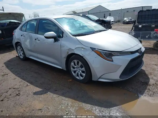 5YFEPMAE1NP333159 2022 TOYOTA COROLLA - Image 1