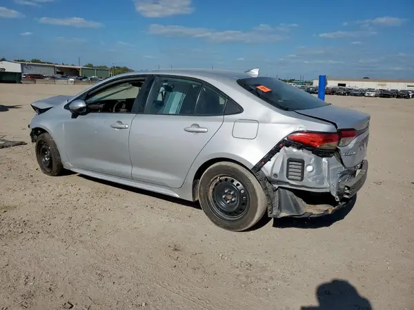 5YFEPMAE1NP336692 2022 TOYOTA COROLLA - Image 2