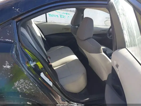 5YFEPMAE1NP339219 2022 TOYOTA COROLLA - Image 8