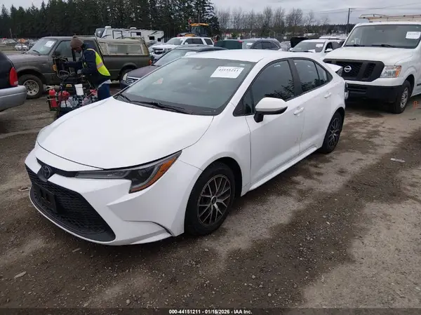 5YFEPMAE1NP349832 2022 TOYOTA COROLLA - Image 2